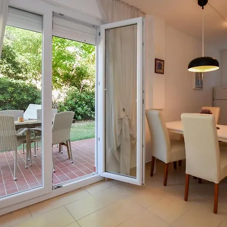 Movo House Apartment