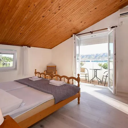 Movo House