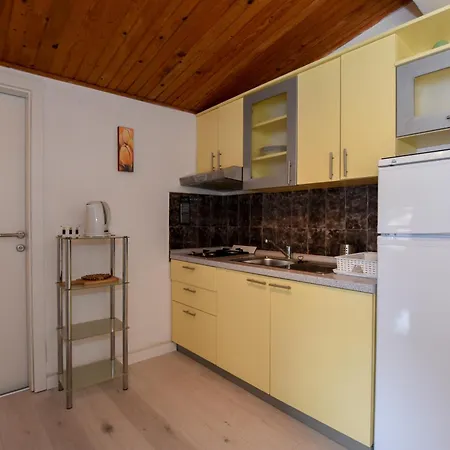Movo House Apartament Pag Town