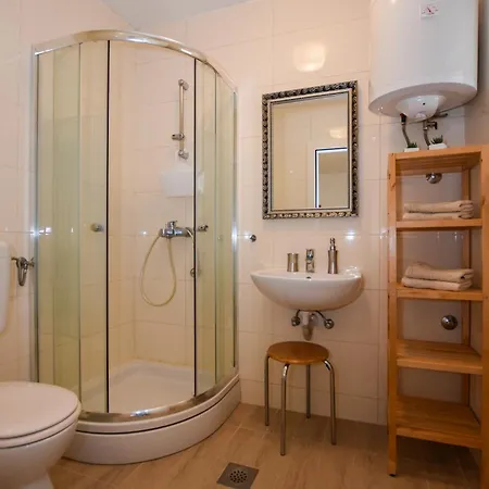 Apartament Movo House